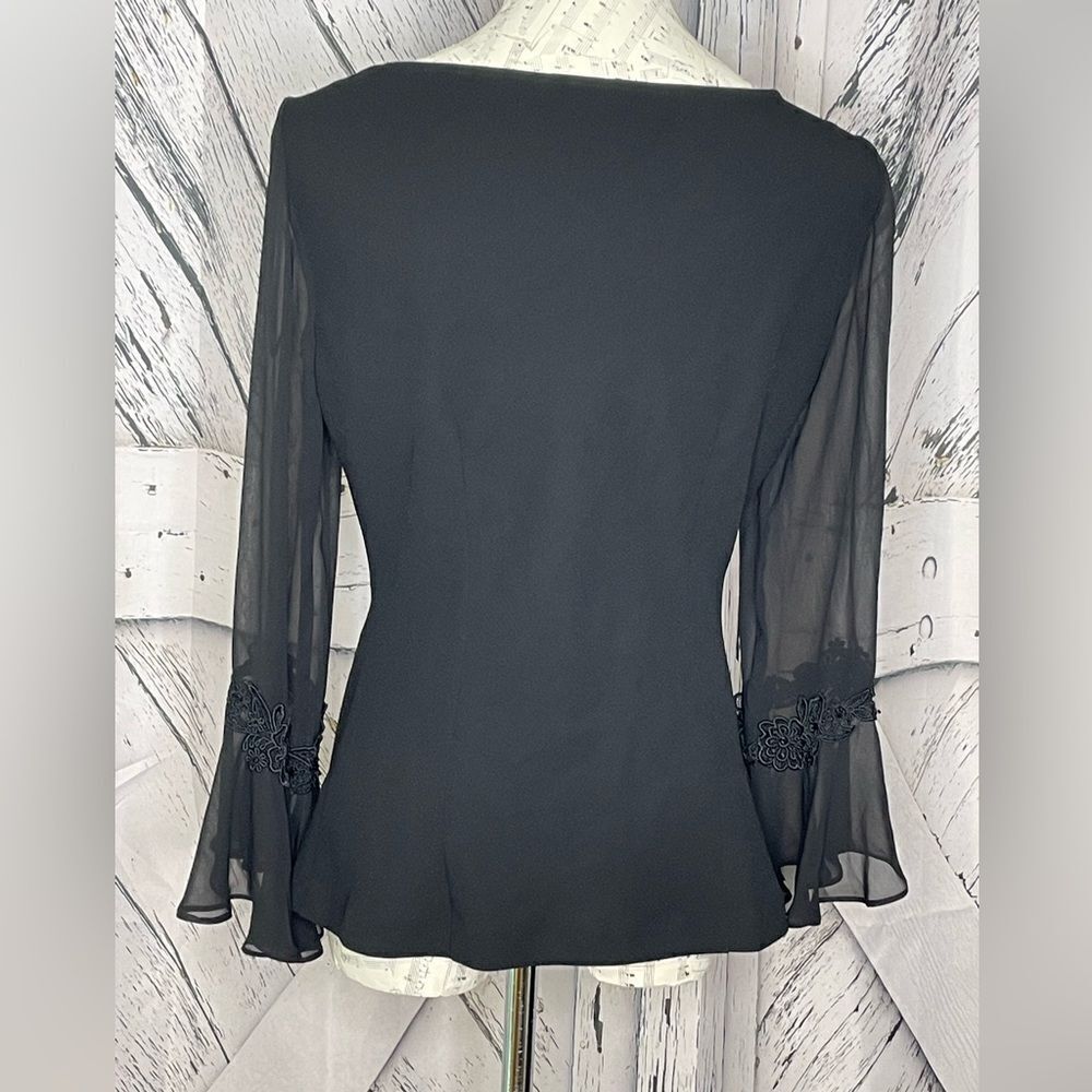 Sandra Darren elegant sheer sleeve blouse black 6 - Picture 5 of 8